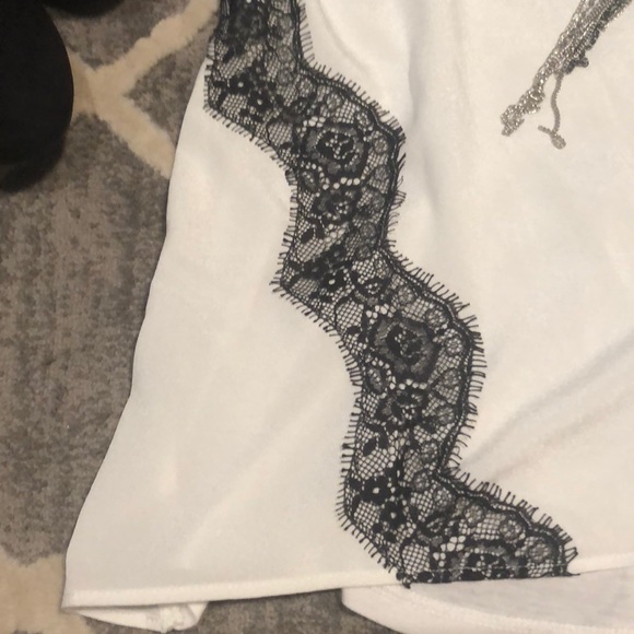 XS black and white silky lace EXPRESS tank - Picture 3 of 4